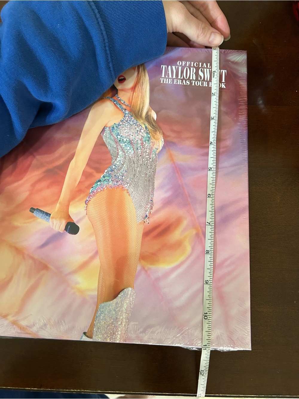 Official Taylor Swift The Eras Tour Book - Picture 9 of 16